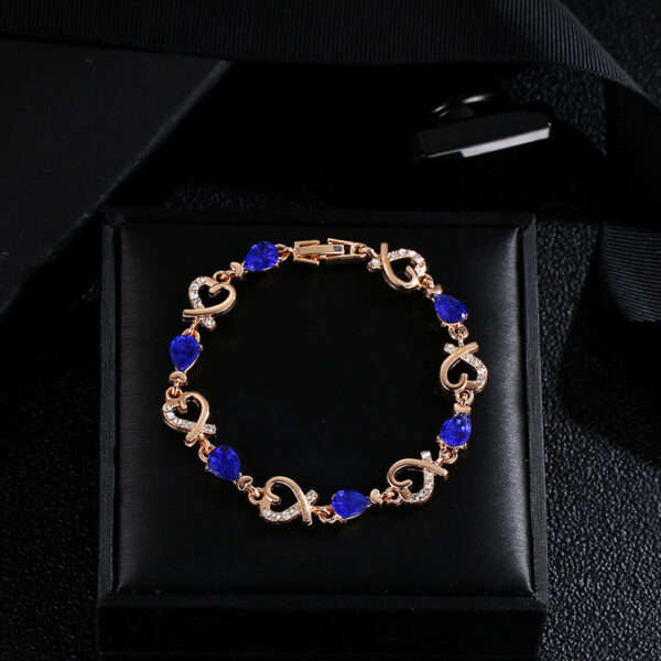 Hollow Love Bracelet With Rhinestones Fashion Temperament Heart-shaped Bracelet For Valentine's Day Gift Jewelry - Image 6